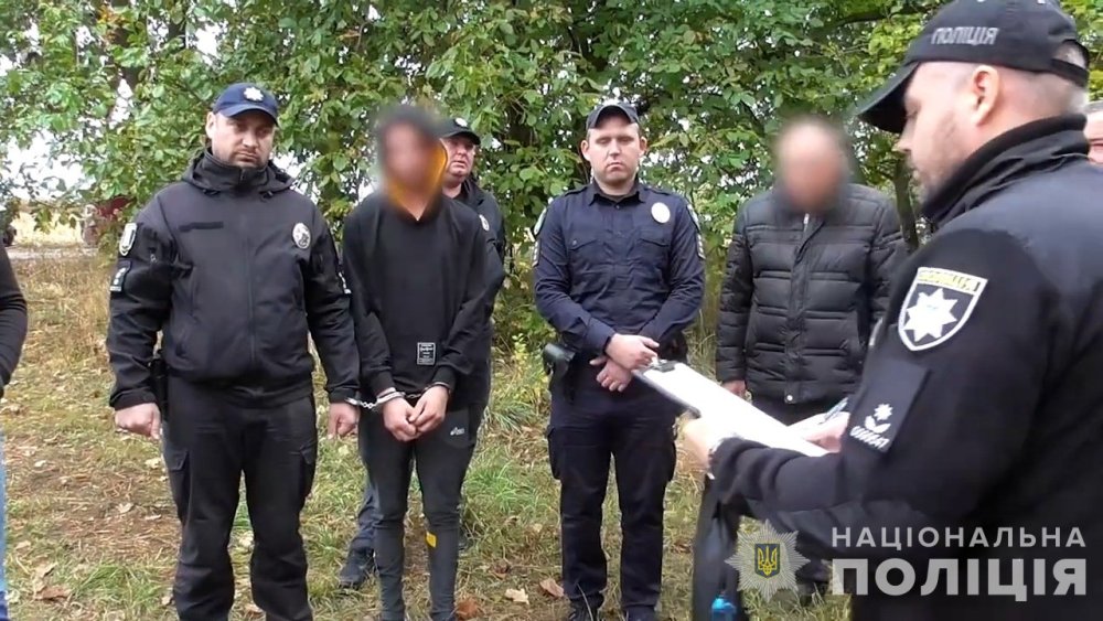 Викрали, побили та пограбували чоловіка: на Сумщині поліція затримала трьох зловмисників (ФОТО)