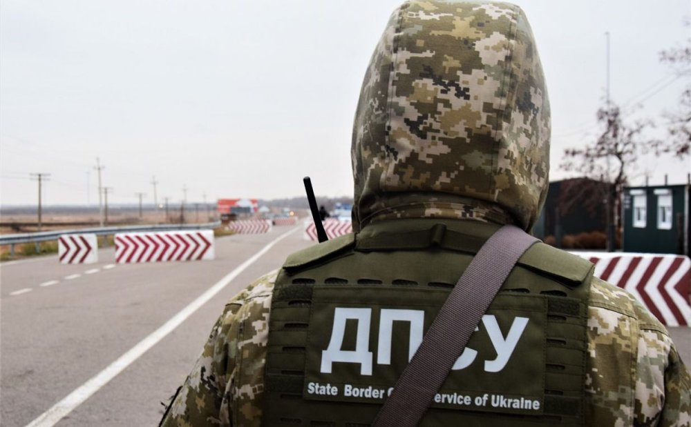 Ухилянт з Києва «перевтілився» у жінку, щоб виїхати за кордон