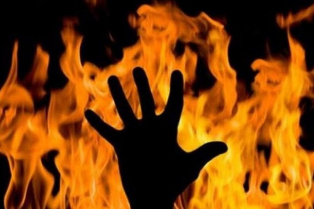 На Закарпатті жінка згоріла живцем: поліція повідомляє про самогубство