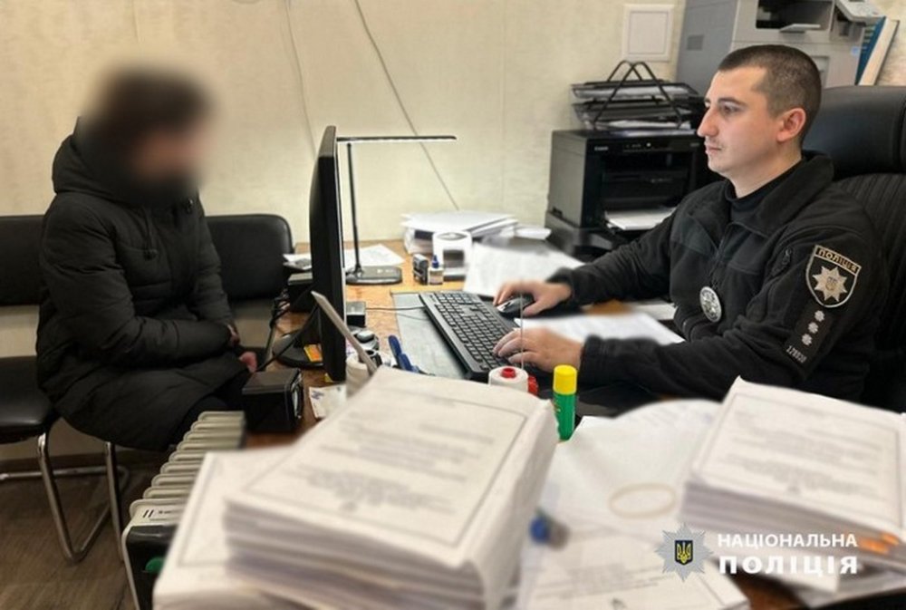 В Одесі асистентка фармацевта привласнювала гроші з кас двох аптек