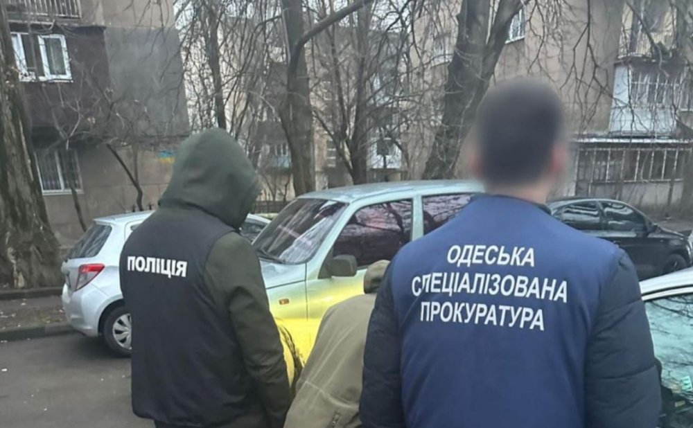 Продавав повістки: в Одесі співробітник ТЦК придумав хитру схему заробітку на ухилянтах