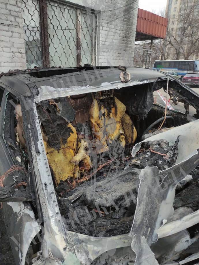 Підсанкційній ексзаступниці головреда «Страна.юа» Крюковій спалили автомобіль (ФОТО)
