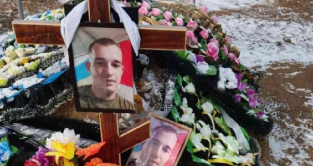 На Одещині у нарузі над місцями поховань військових викрили малолітніх хлопців
