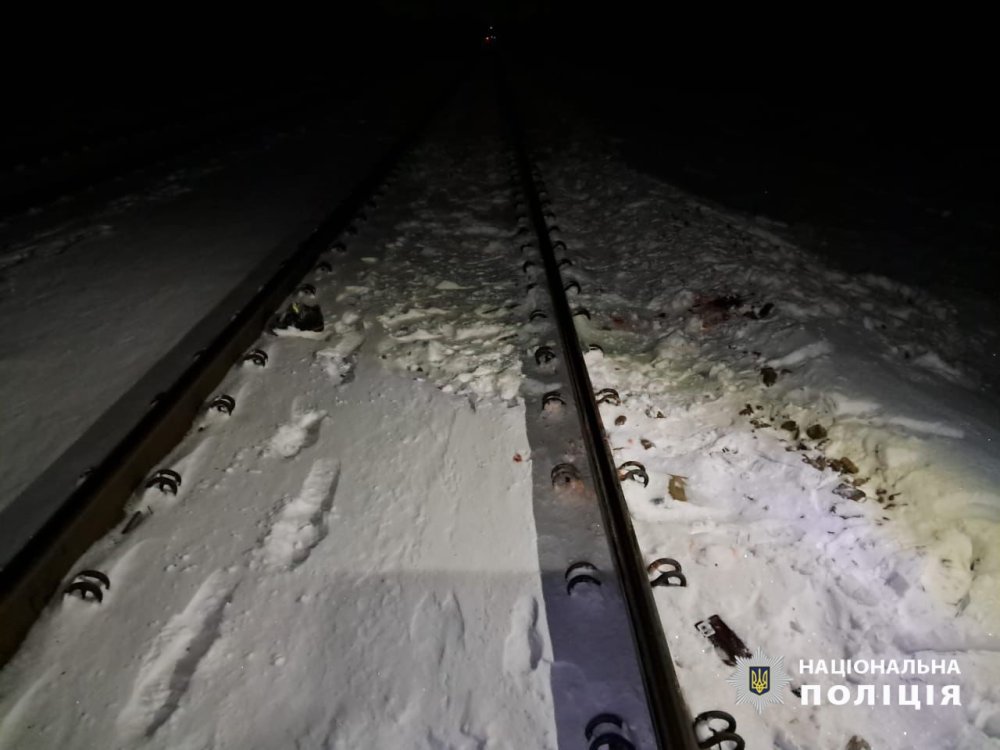 На Харківщині чоловік загинув під потягом - поліція встановлює обставини