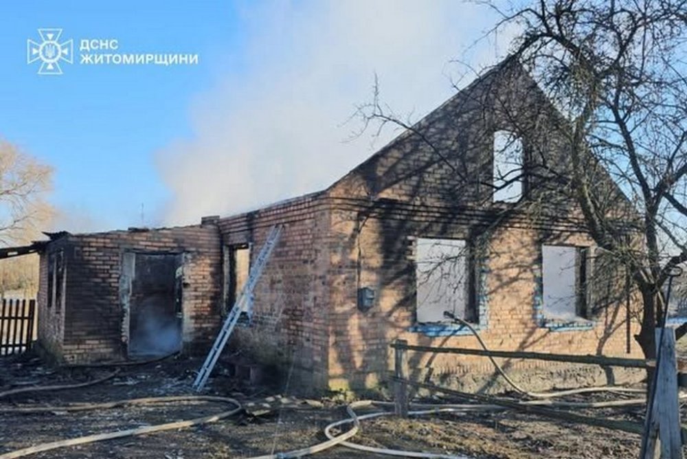 Трагедія на Житомирщині: пожежа забрала життя чотирьох людей, серед них діти (ФОТО)
