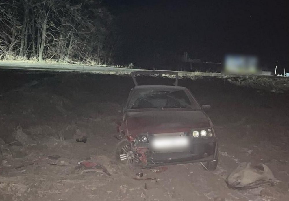 На Черкащині легковик вилетів з дороги, водій загинув на місці (ФОТО)