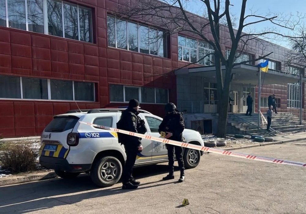 Вибух біля школи у Дніпрі: судитимуть чоловіка, який кинув гранату