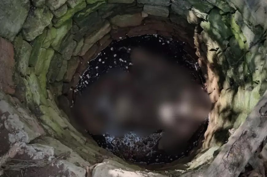 На Буковині рятувальники ДСНС дістали з колодязю тіло людини