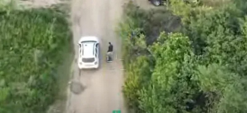 Ухилянт намагався втекти до Словаччини на моноколесі (ФОТО)