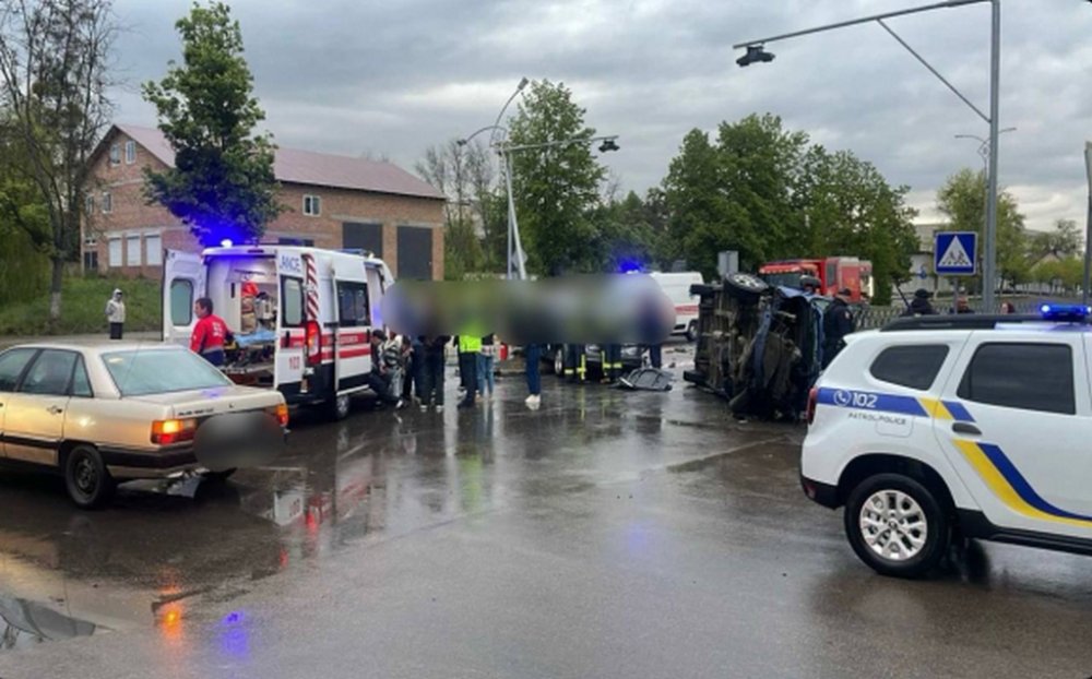 На Волині сталася ДТП: постраждали восьмеро людей, серед них – 18-річна водійка
