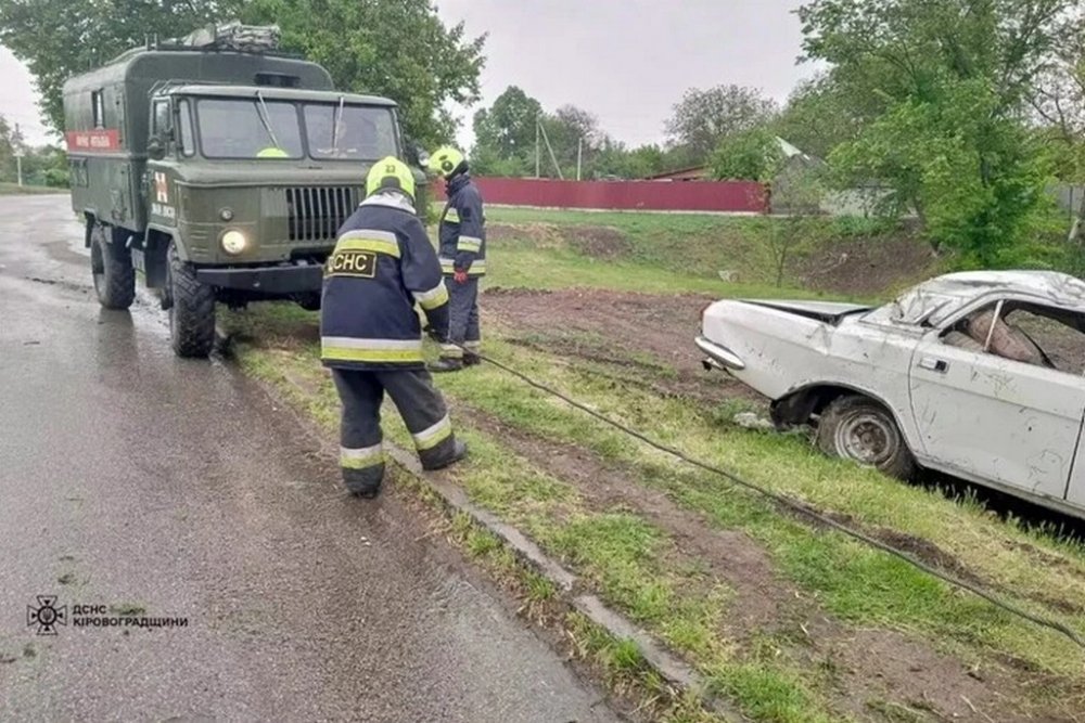 У ДТП на Кіровоградщині загинув 14-річний водій легковика