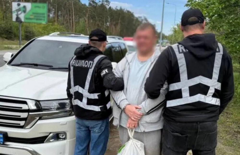 У Києві затримали білоруса, який щомісяця заробляв $15 тисяч на продажі наркотиків