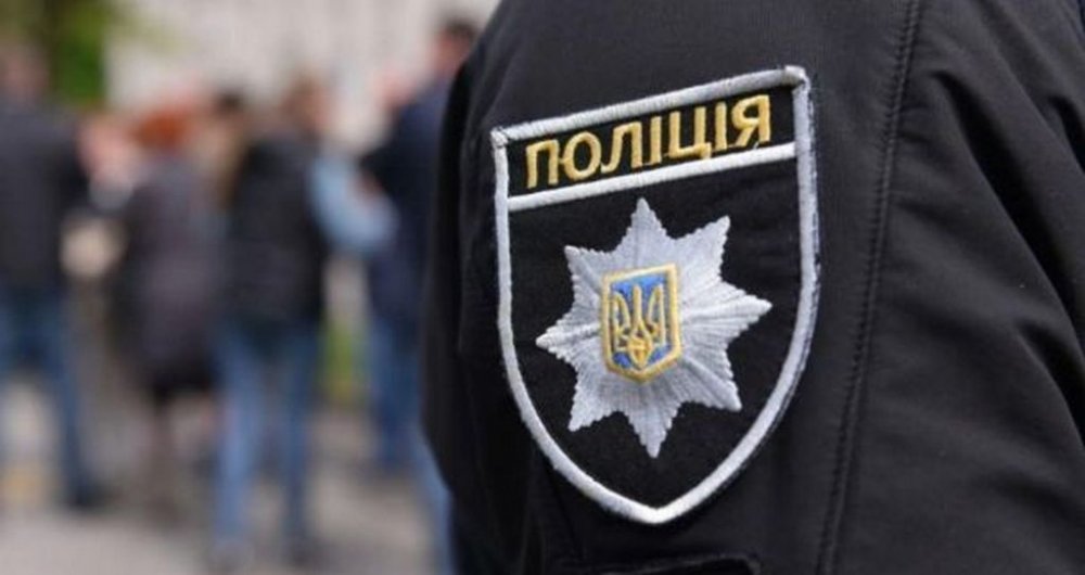На Львівщині підлітки поширювали відео з відвертим контентом: їх затримали