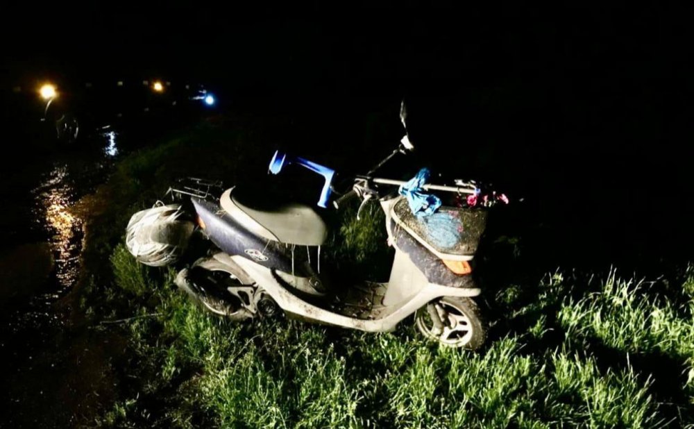 На Київщині пенсіонер злетів з мопеда та загинув