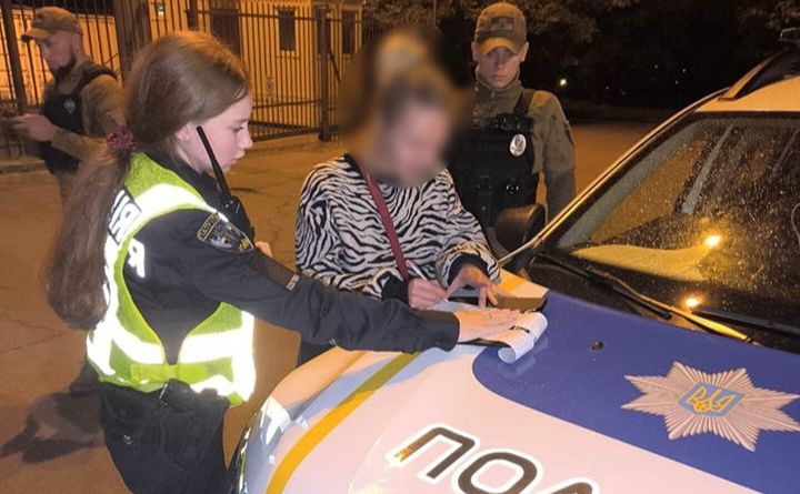 У Києві муніципали зірвали «шабаш» на схилах Дніпра (ФОТО)