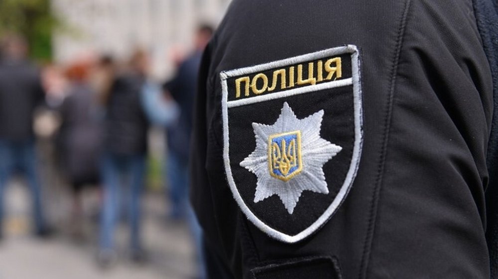 Поліціянти врятували безпорадного жителя Тернополя від небезпеки у власній квартирі (ВІДЕО)