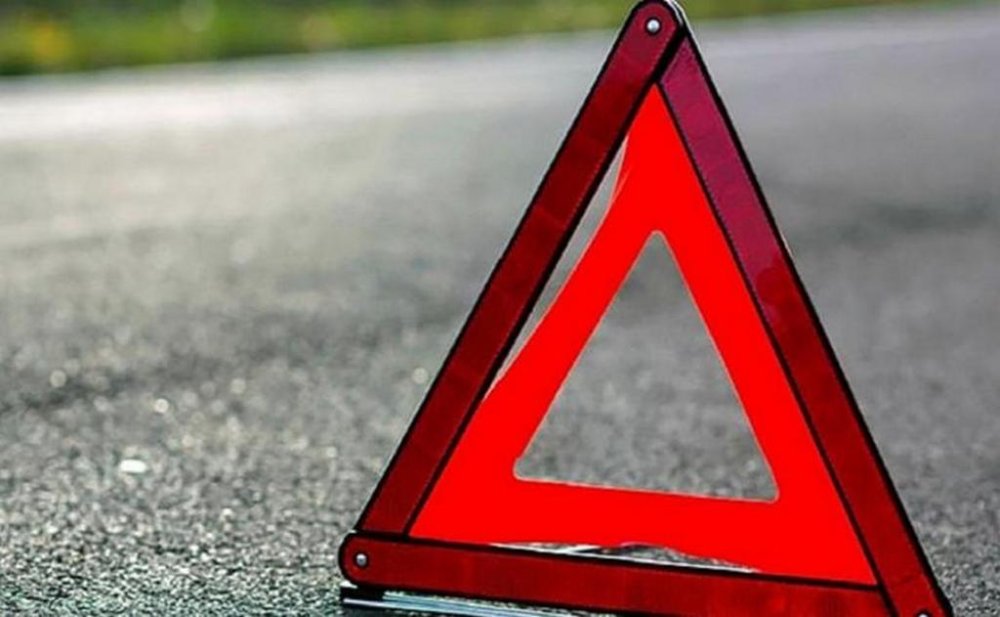 У Дніпрі сталася масова ДТП за участю легковиків та тролейбуса (ВІДЕО)