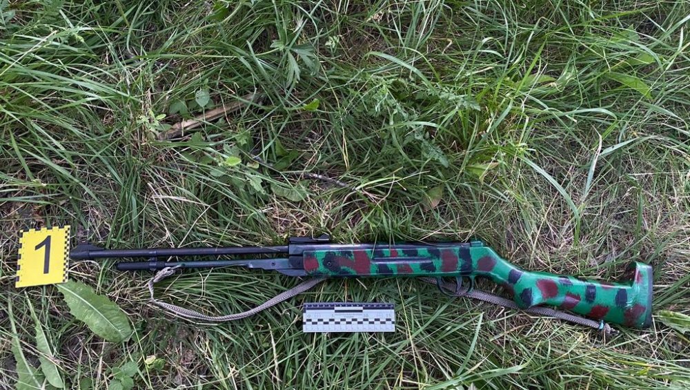 На Одещині 10-річний хлопчик з пневмату підстрелив свого друга (ФОТО)