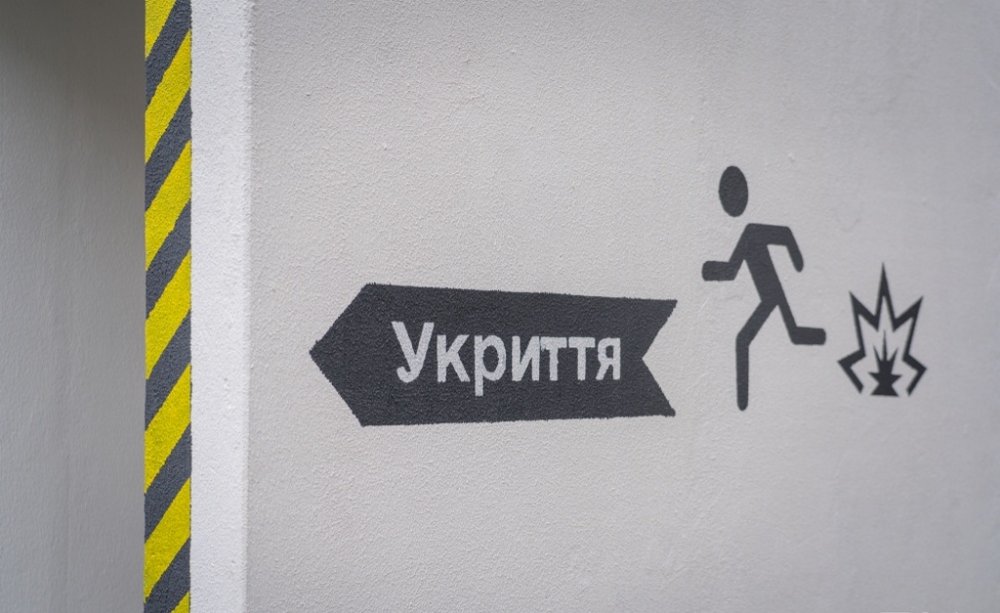 У Дніпрі в мобільному укритті виявили тіло чоловіка (ФОТО)