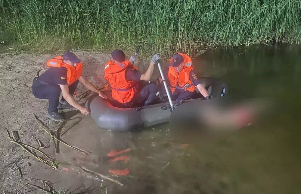 На Кіровоградщині рятувальники ДСНС дістали з водойми тіло молодої потопельниці (ФОТО)