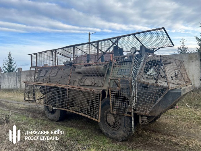 До 7 років ув’язнення засуджено військового за дезертирство та викрадення бронетранспортера