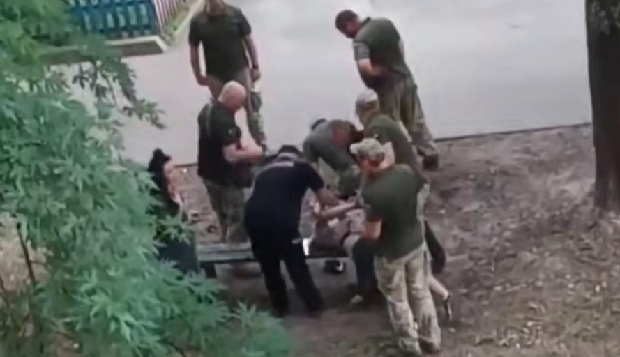 У Чернігові сталася бійка між представниками ТЦК та цивільними: у військкоматі відреагували