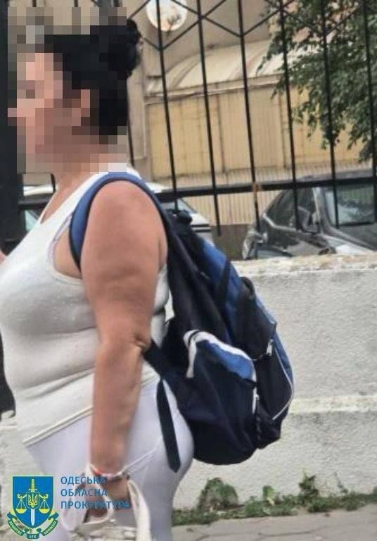 В Одесі затримали російську агентку, яка несла у ТЦК рюкзак із вибухівкою (ФОТО)