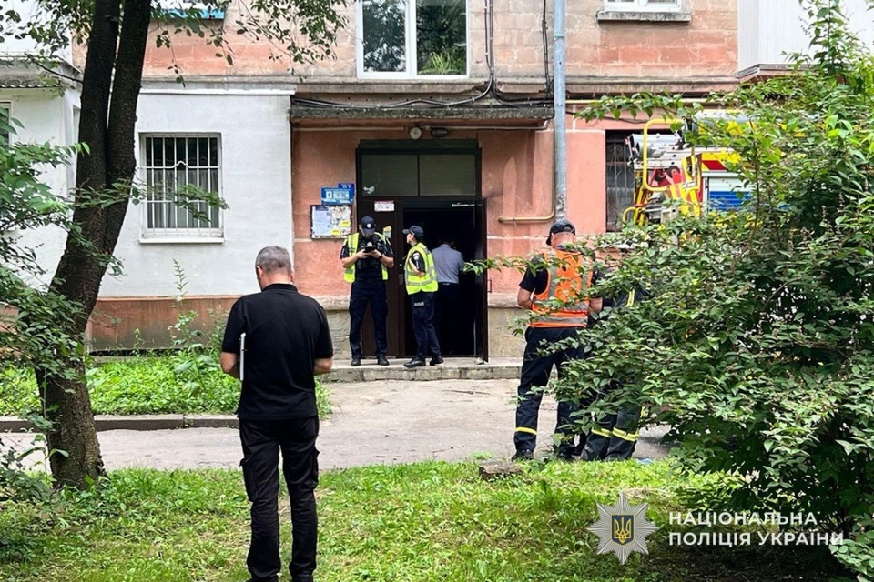 У Тернополі стався вибух у багатоповерхівці: загинули мама з сином