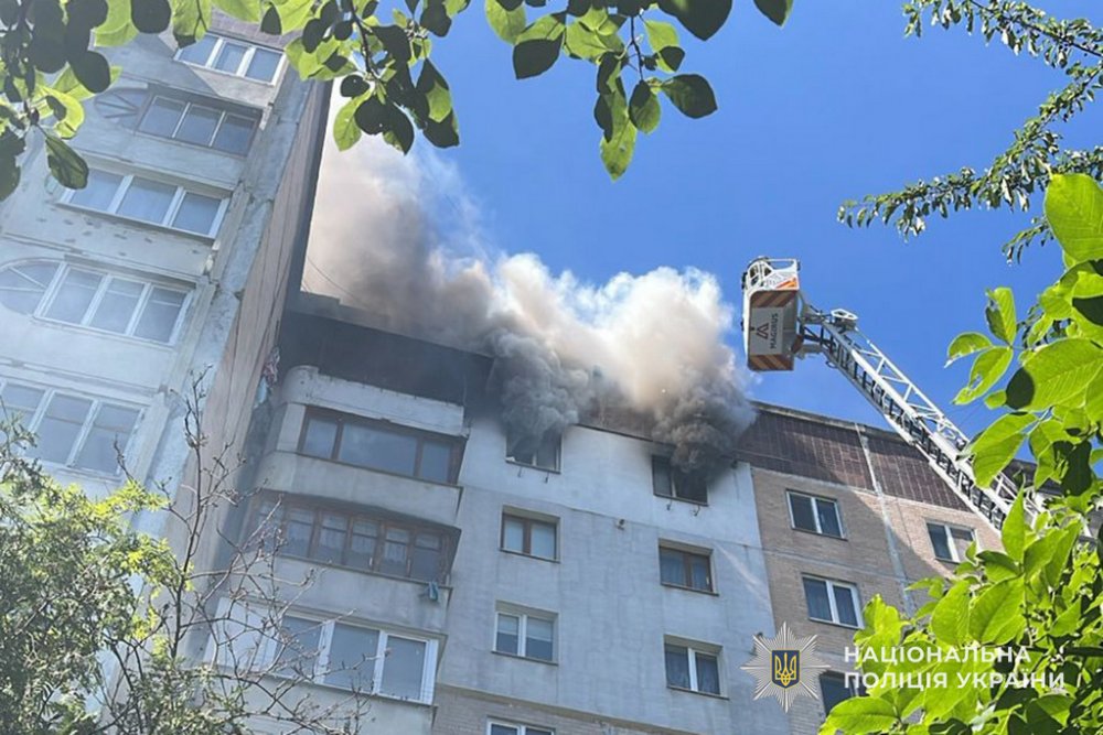У Тернополі горіла багатоповерхівка (ВІДЕО)