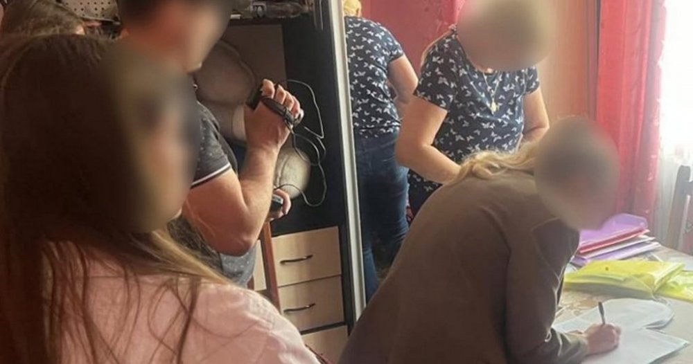 На Львівщині судитимуть жінку, яка фіктивно одружила власного сина-ухилянта
