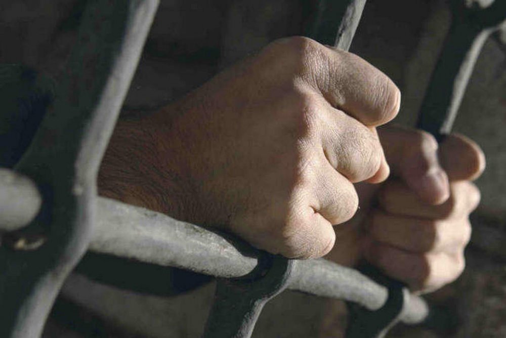 Бив головою об підлогу і стрибав на грудну клітину: у Києві суд розглядає справу про вбивство мобілізованого
