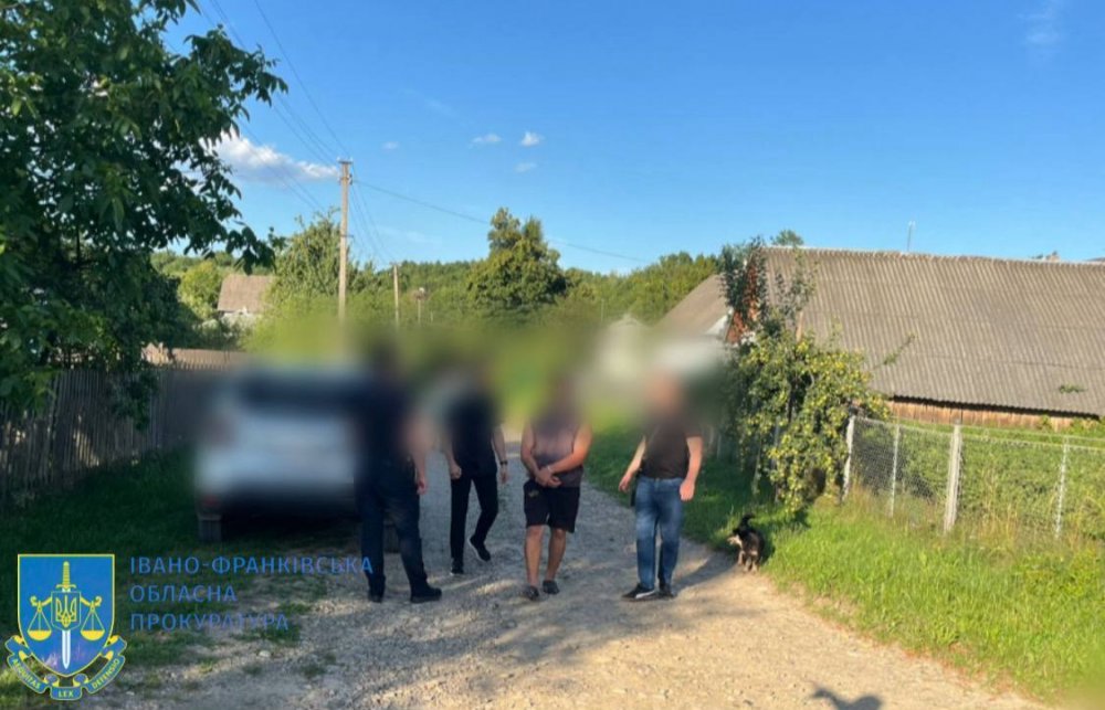 Бойовик на Франківщині: під час конфлікту молодик вистрілив в опонента з «травмата» (ФОТО)