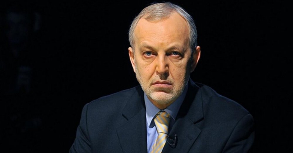 Порізав сам себе: Поліція Києва завершила розслідування щодо нападу на Юрія Макарова