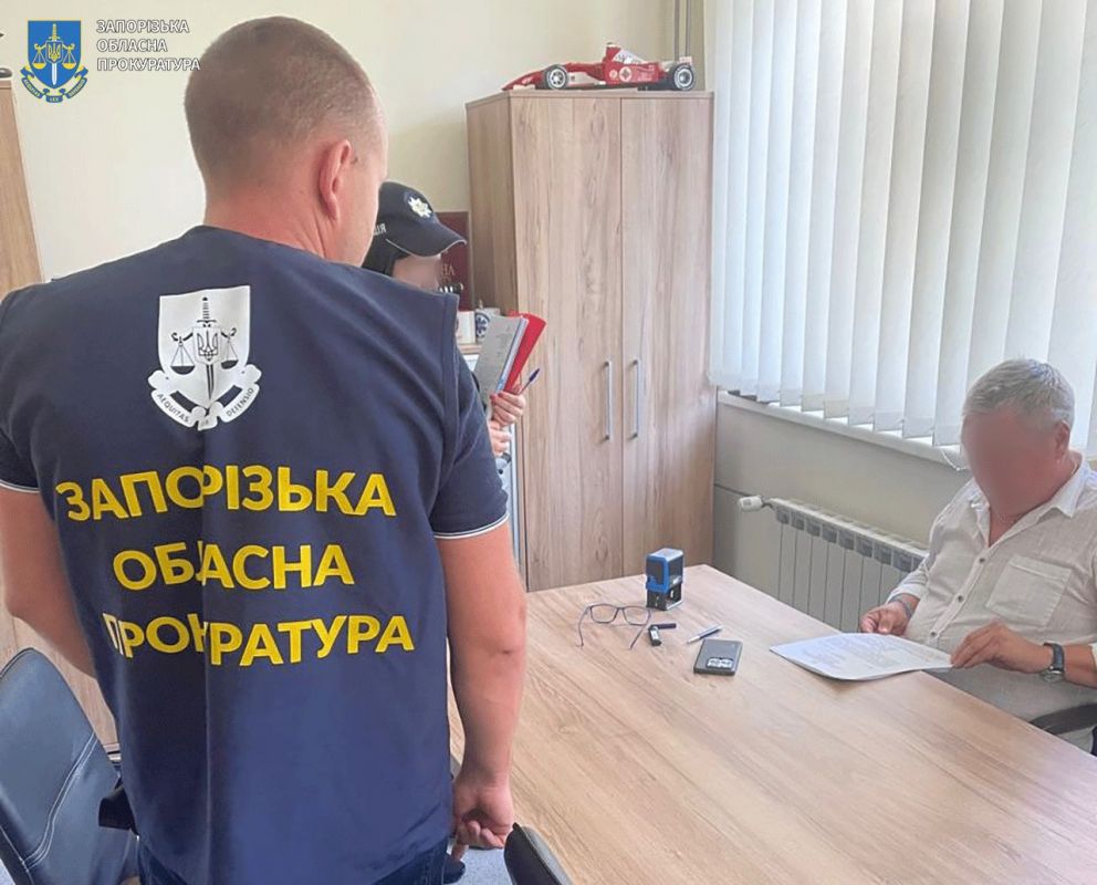 Понад 20 посадовців, підрядників та депутатів із Запоріжжя підозрюються у привласненні коштів (ФОТО)