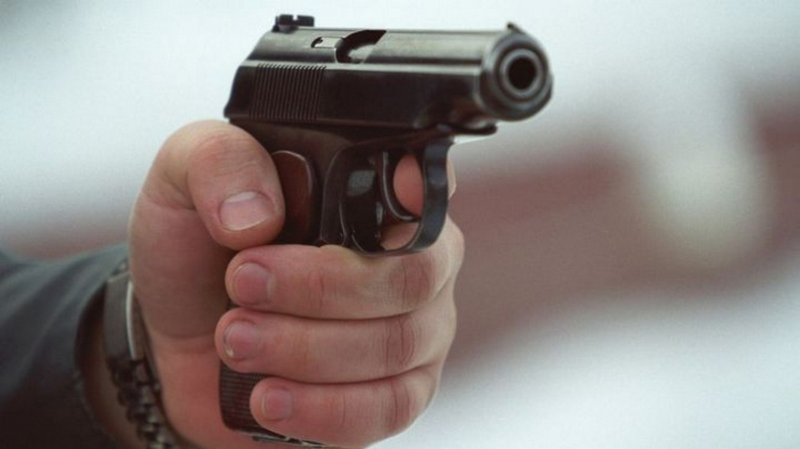 На Дніпропетровщині судитимуть злочинця, який поранив чоловіка з пістолета