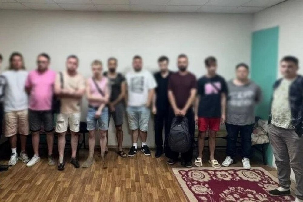 Учасників скандальної вечірки на День жалоби у Києві доставили в ТЦК