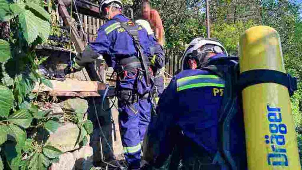 На Буковині троє чоловіків загинули в колодязі (ФОТО)
