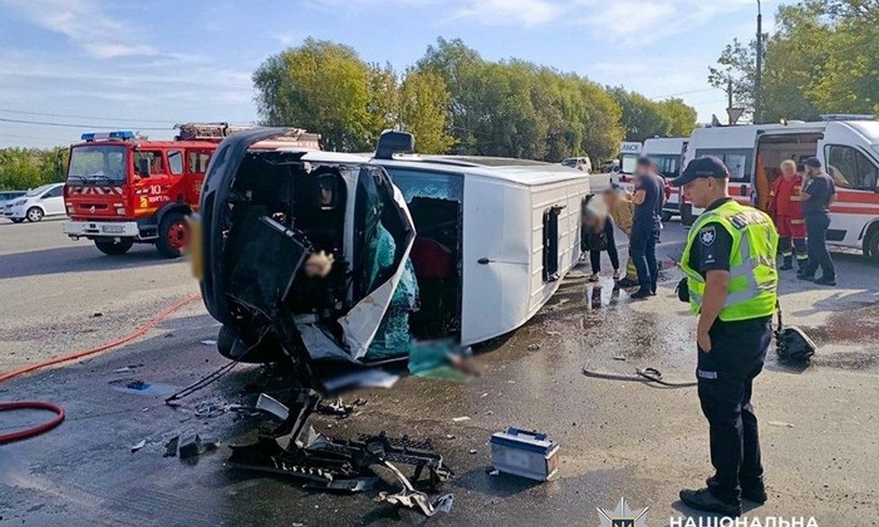 На Житомирщині повідомили про підозру водієві, який вчинив ДТП із загиблим і 27 травмованими (ФОТО)