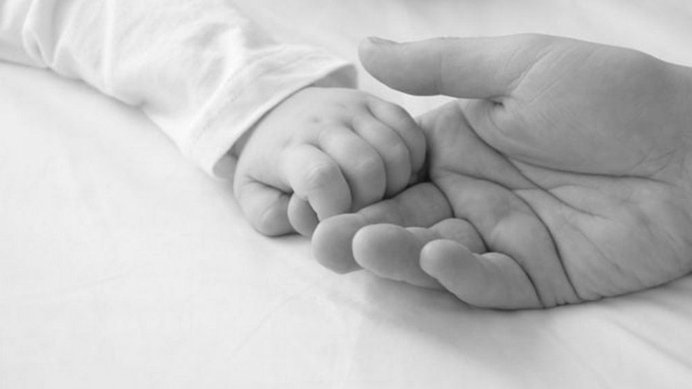 На Київщині розслідують смерть немовляти у лікарні
