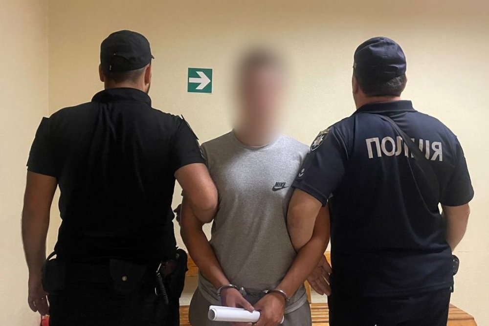 В Одесі юнак вимагав неіснуючий борг у незнайомця