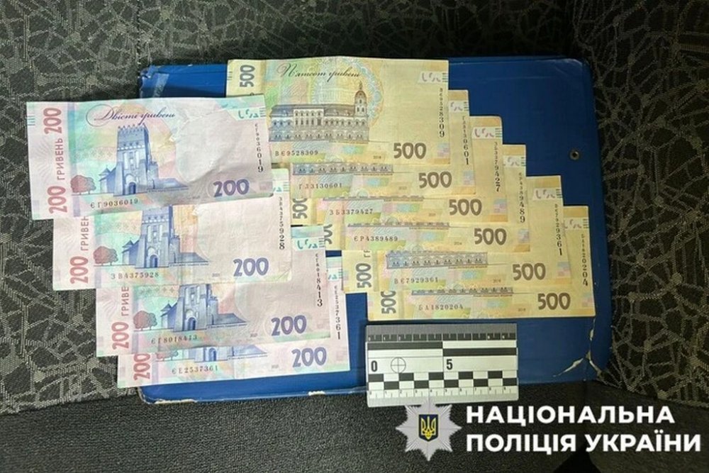 У Києві засудили 35-річного громадянина рф, який обікрав консьєржа в багатоповерхівці