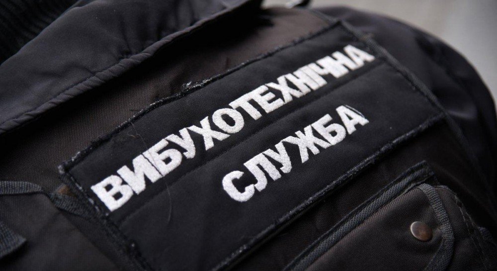 На Київщині двічі “мінували” потяг Львів–Запоріжжя: пасажирів евакуювали серед ночі (ВІДЕО)