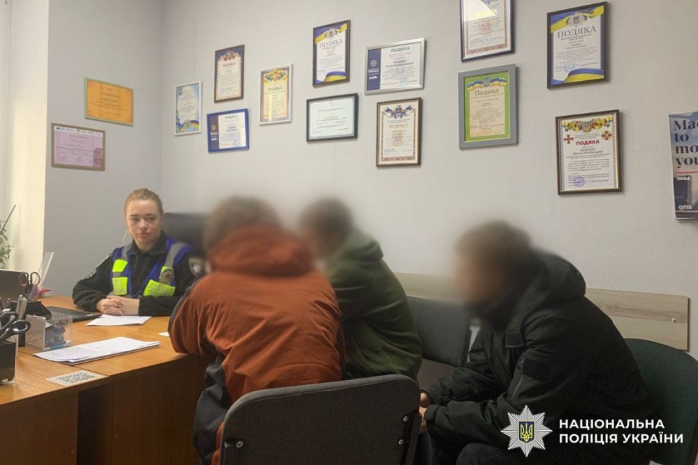 Поліція встановила особи трьох підлітків, що напали на київську синагогу у Шабат
