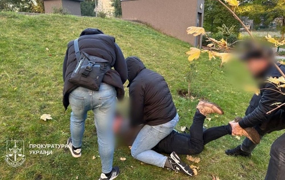 У Києві експатрульний вимагав хабар за фіктивне працевлаштування у виші (ФОТО)