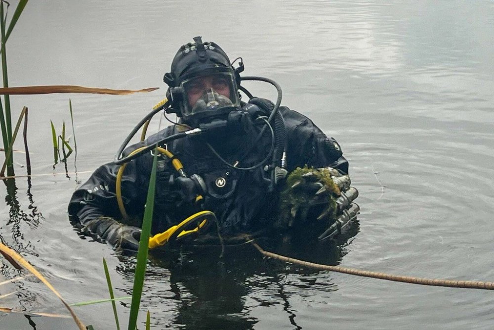 На Київщині чоловіки замість риби знайшли у водоймі артилерійські снаряди (ФОТО)