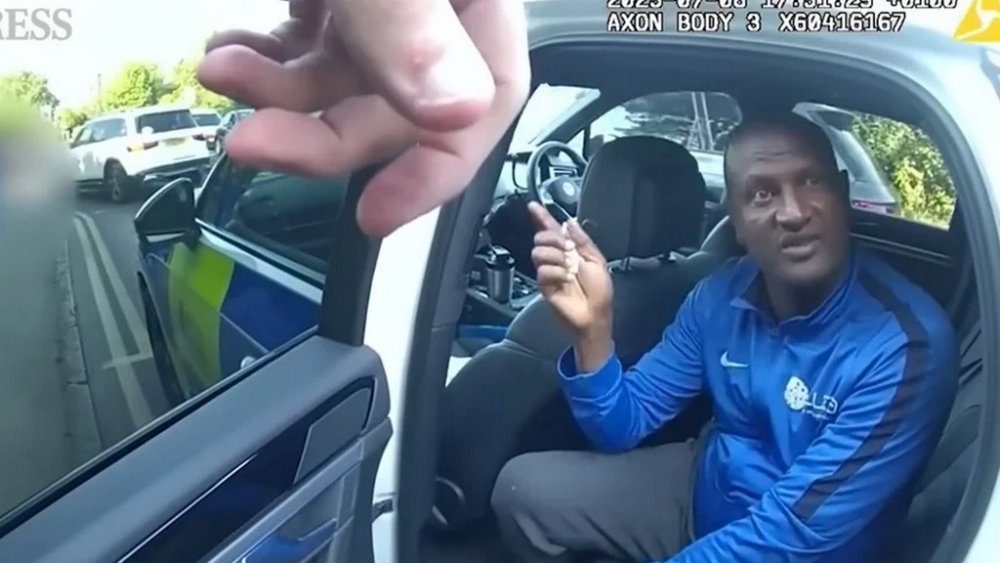 У Великій Британії помилково відпущений на волю засуджений чотири рази намагався повернутися до в’язниці