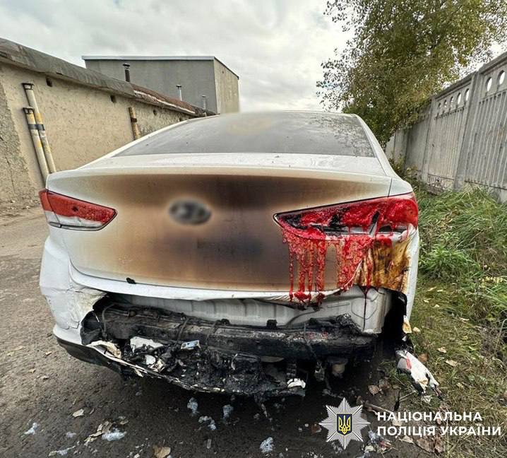 Поліцейські затримали юнака, який підпалив три авто в Оболонському районі (ФОТО)