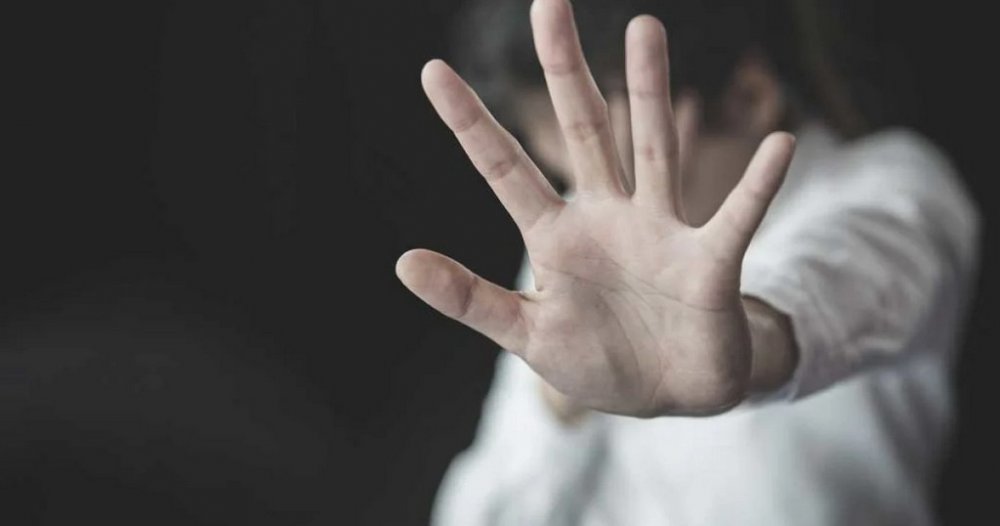 На Київщині покидьок з туберкульозом, ВІЛ та гепатитом зґвалтував 11-річну дитину