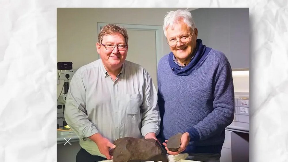 Австралієць намагався розбити кувалдою рідкісний метеорит віком 4,6 мільярда років (ВІДЕО)