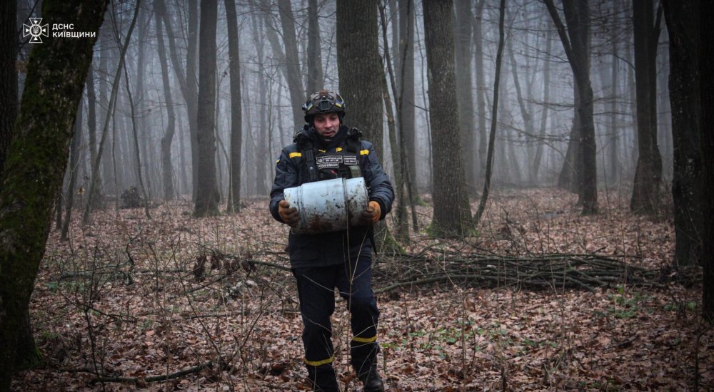На Київщині сапери вилучили та знешкодили бойову частину БПЛА «Герань-2» (ФОТО)